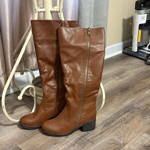 BAMBOO Tan Heeled Boots with Zipper